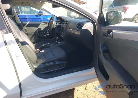 2017 Volkswagen Jetta 1.4T Se from USA, damaged, VIN 3VWDB7AJ8HM251897